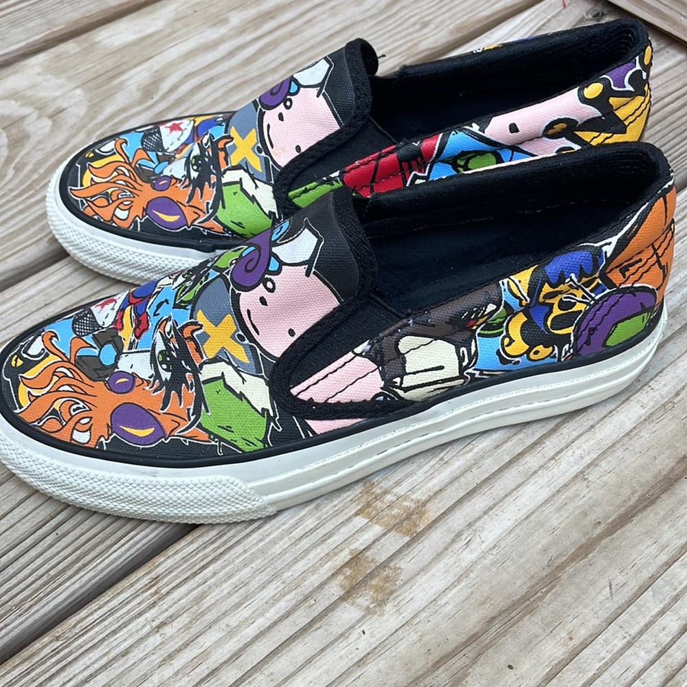 Converse Comic Graffiti Cartoon Graphic Slip On Shoes/Sneakers Size M4/W5.5